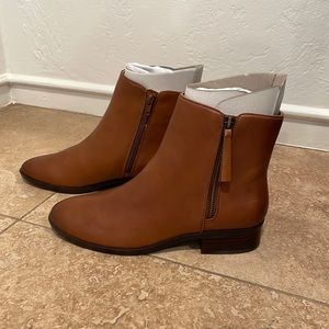 Naturalizer Robyn Bootie (English Tea Brown Leather) - never been worn!